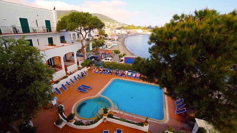 Grand Hotel Ischia Lido 25/30
