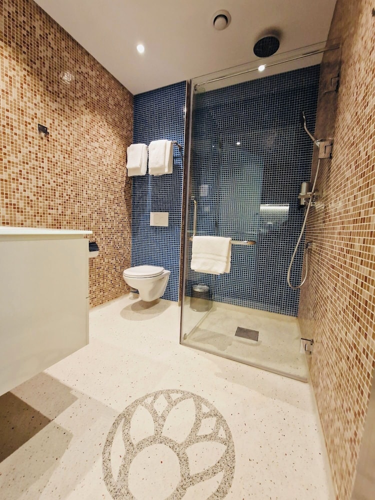 Chasse Residency Hotel 34/46