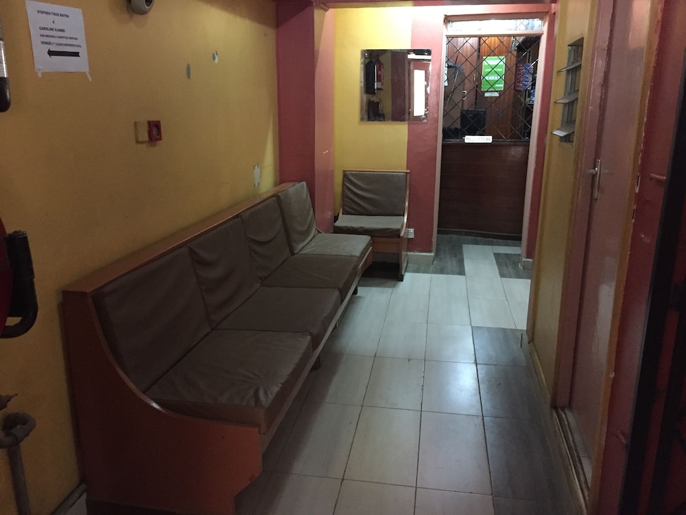 Nyam Hotel 18/26