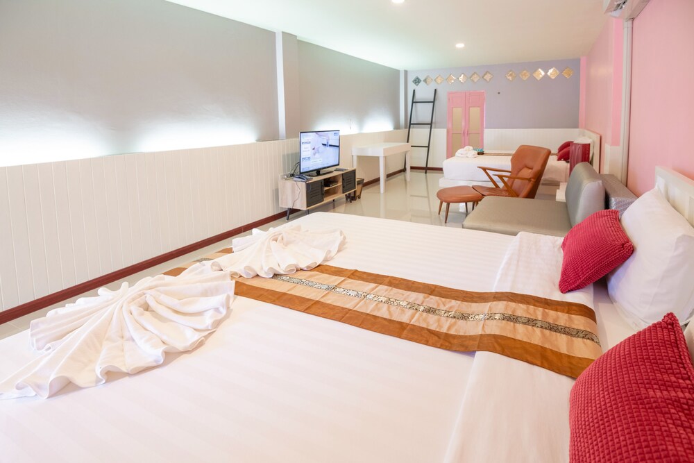 Talay Sai Hotel At Thung Wua Laen 24/76