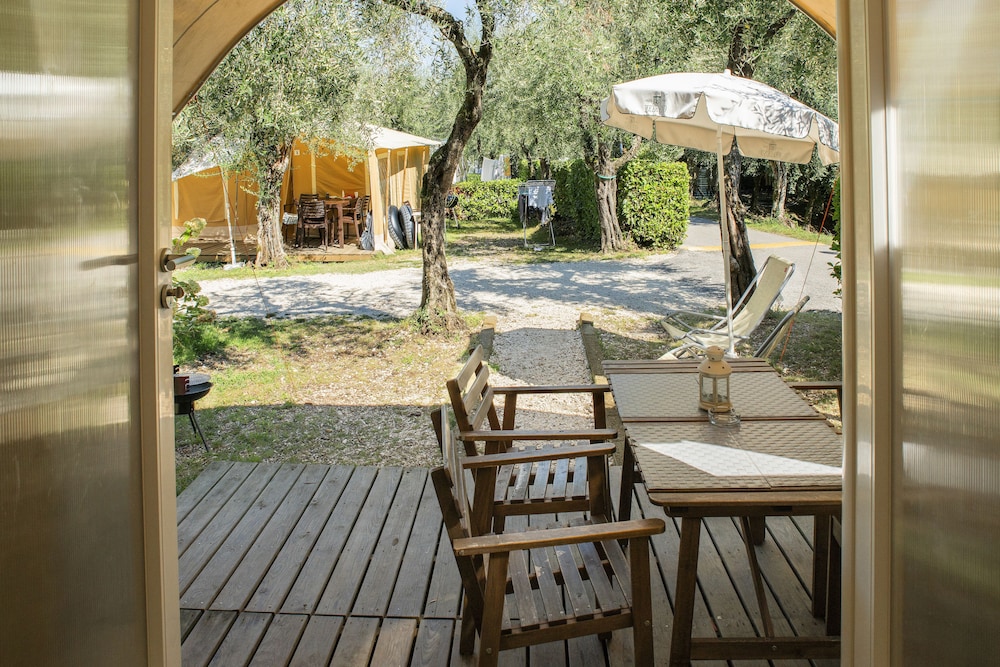 Camping Weekend Glamping Boutique 24/50