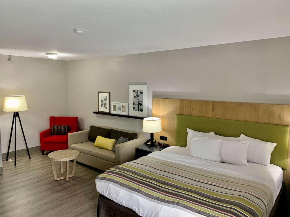 Country Inn & Suites By Radisson Sandusky South OH 8/32