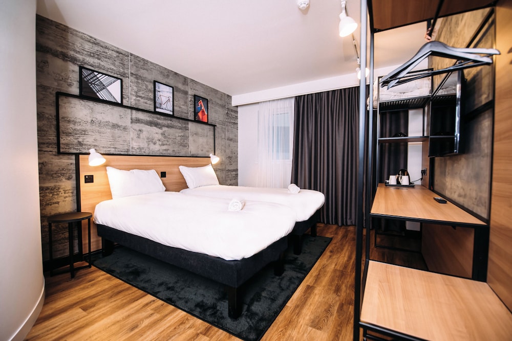IBIS BELFAST CITY CENTRE 12/50