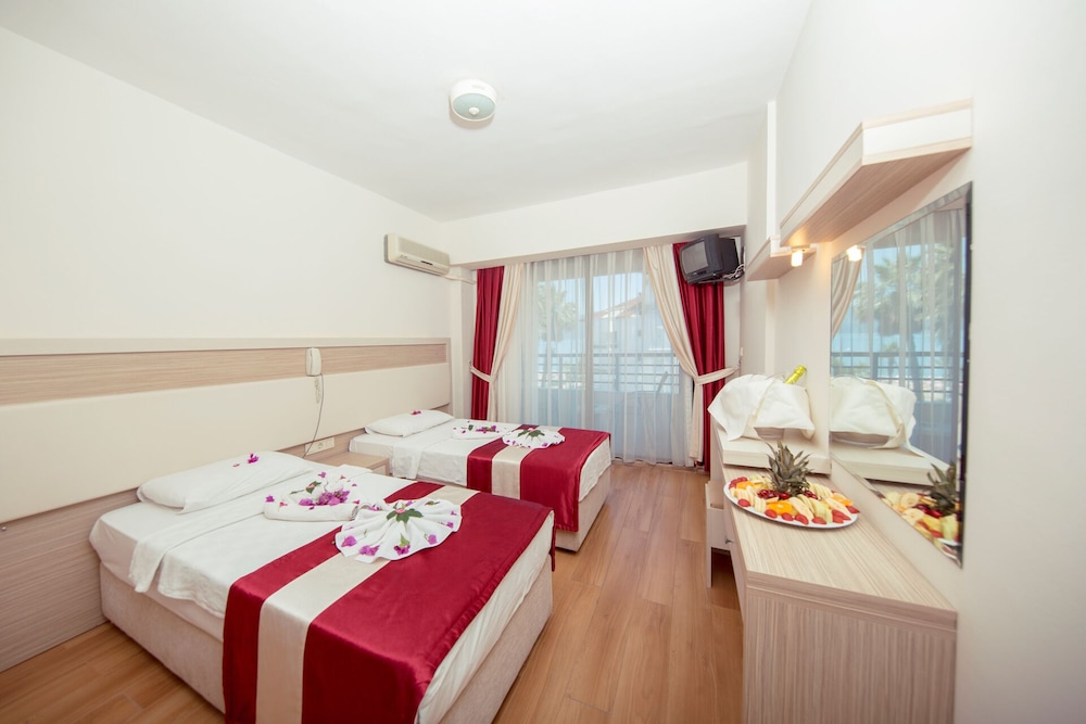Portofino Hotel 15/50