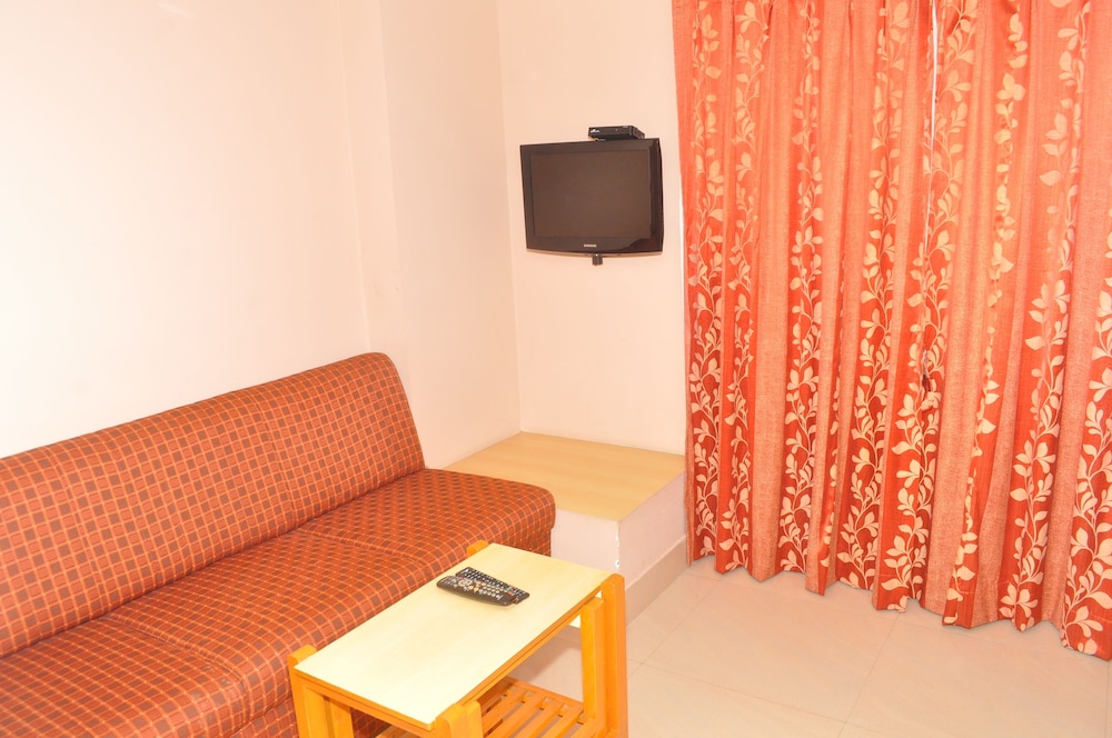 Hotel Surguru 42/60