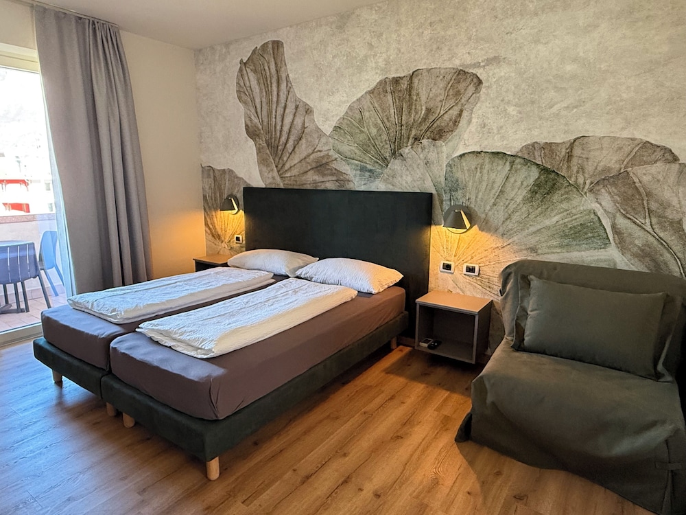 Hotel Residence Alesi 13/50