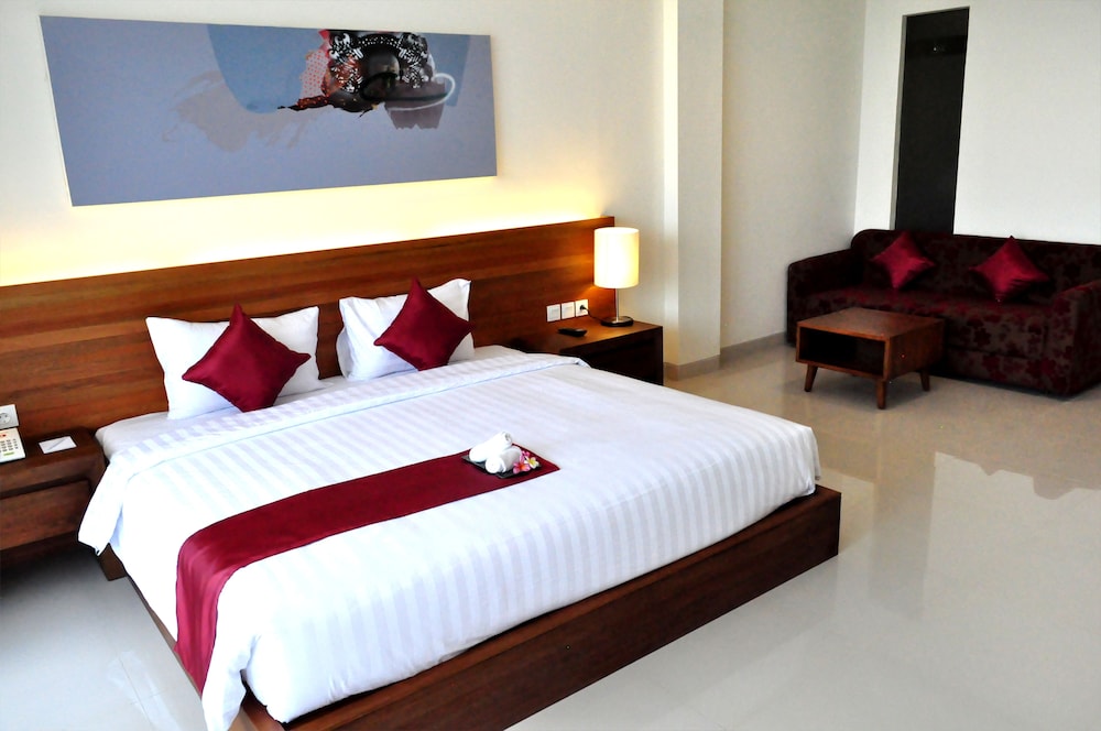 Taksu Sanur Hotel 24/76