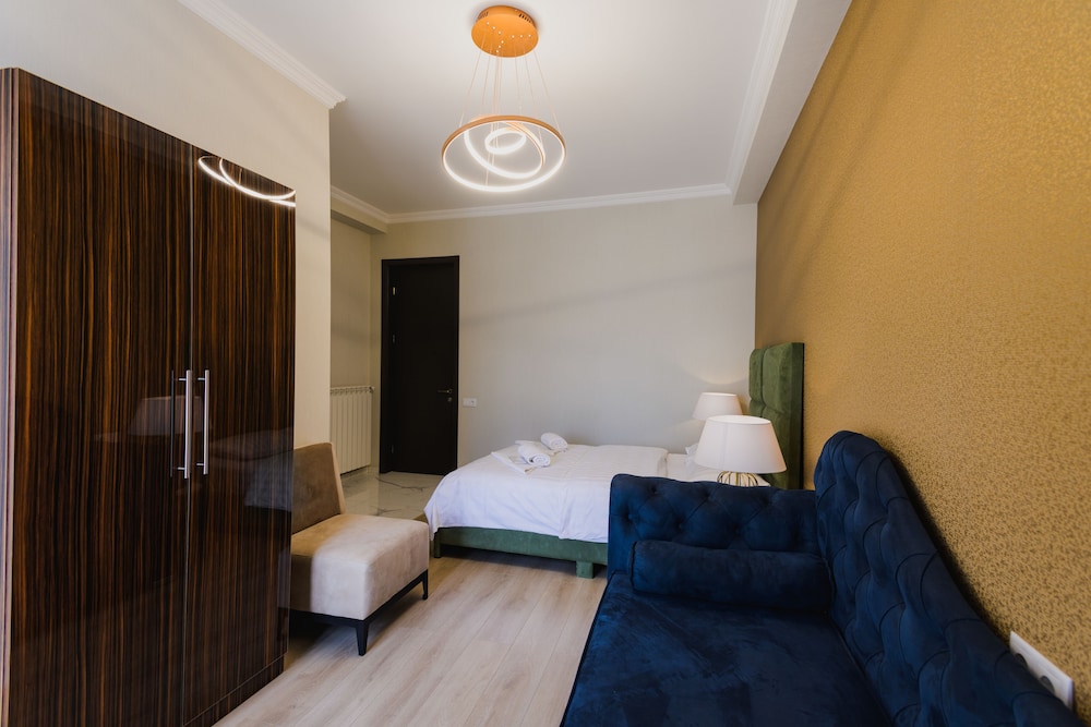 Atskuri 60 Boutique Hotel 11/23