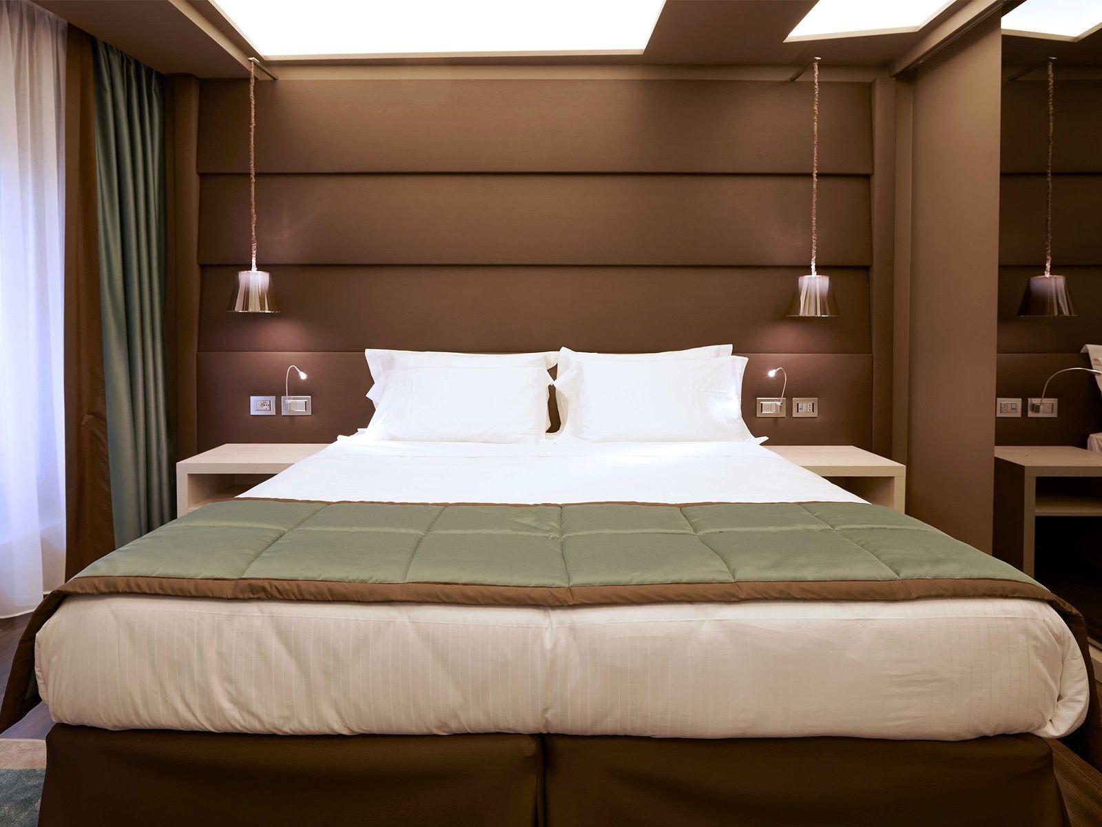 CLASSIC, DOUBLE BED