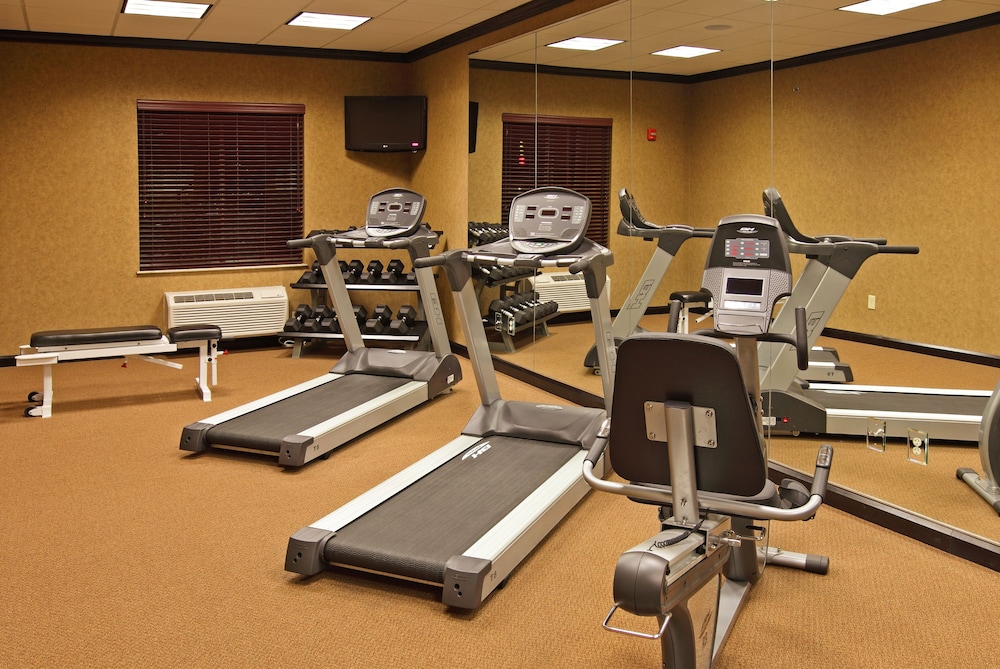 Holiday Inn Express Hotel & Suites Texarkana East 34/54