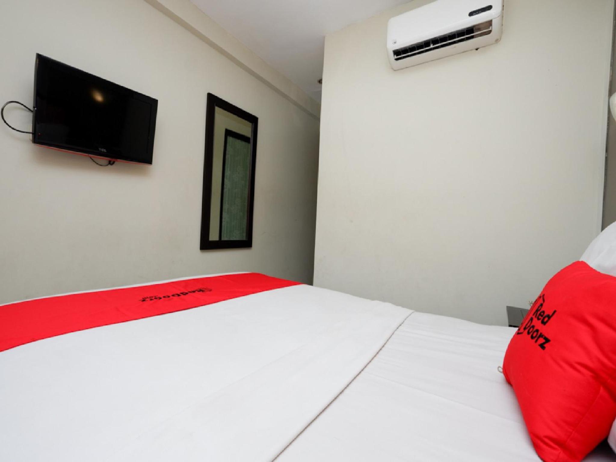 Reddoorz Plus @ Singosari Raya 16/24