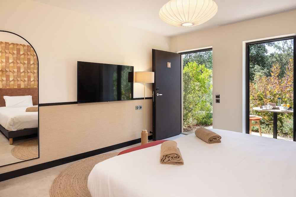 Mercure Brignoles Golf de Barbaroux and Spa 16/73