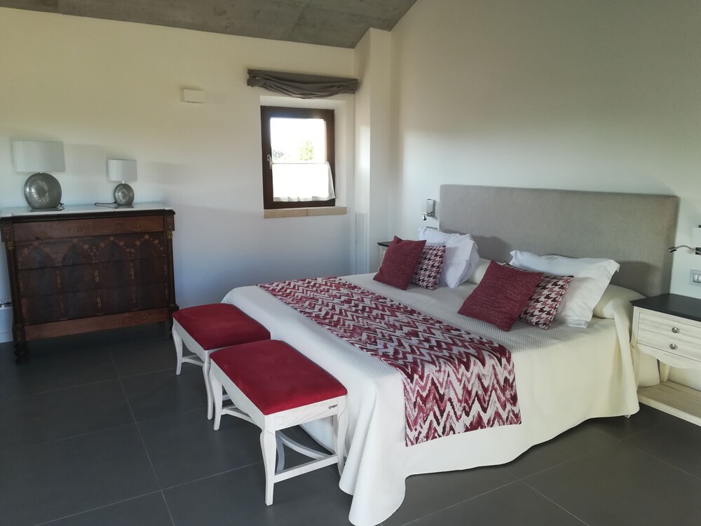 Bennoc Petit Hotel 17/80
