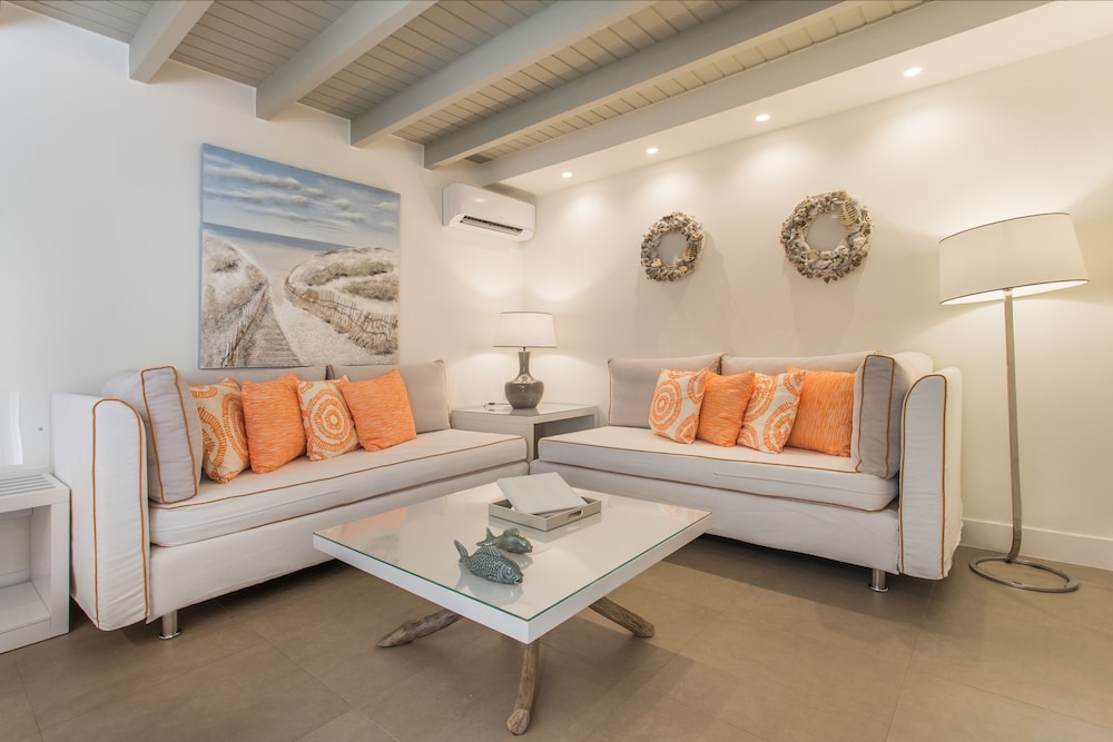 Mareggio Exclusive Residences And Suites 32/50