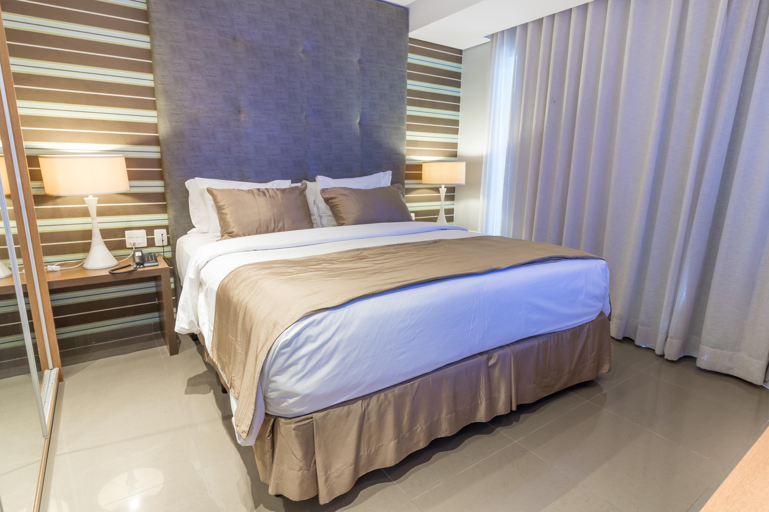 Deluxe, Suite, Double Bed, Partial View