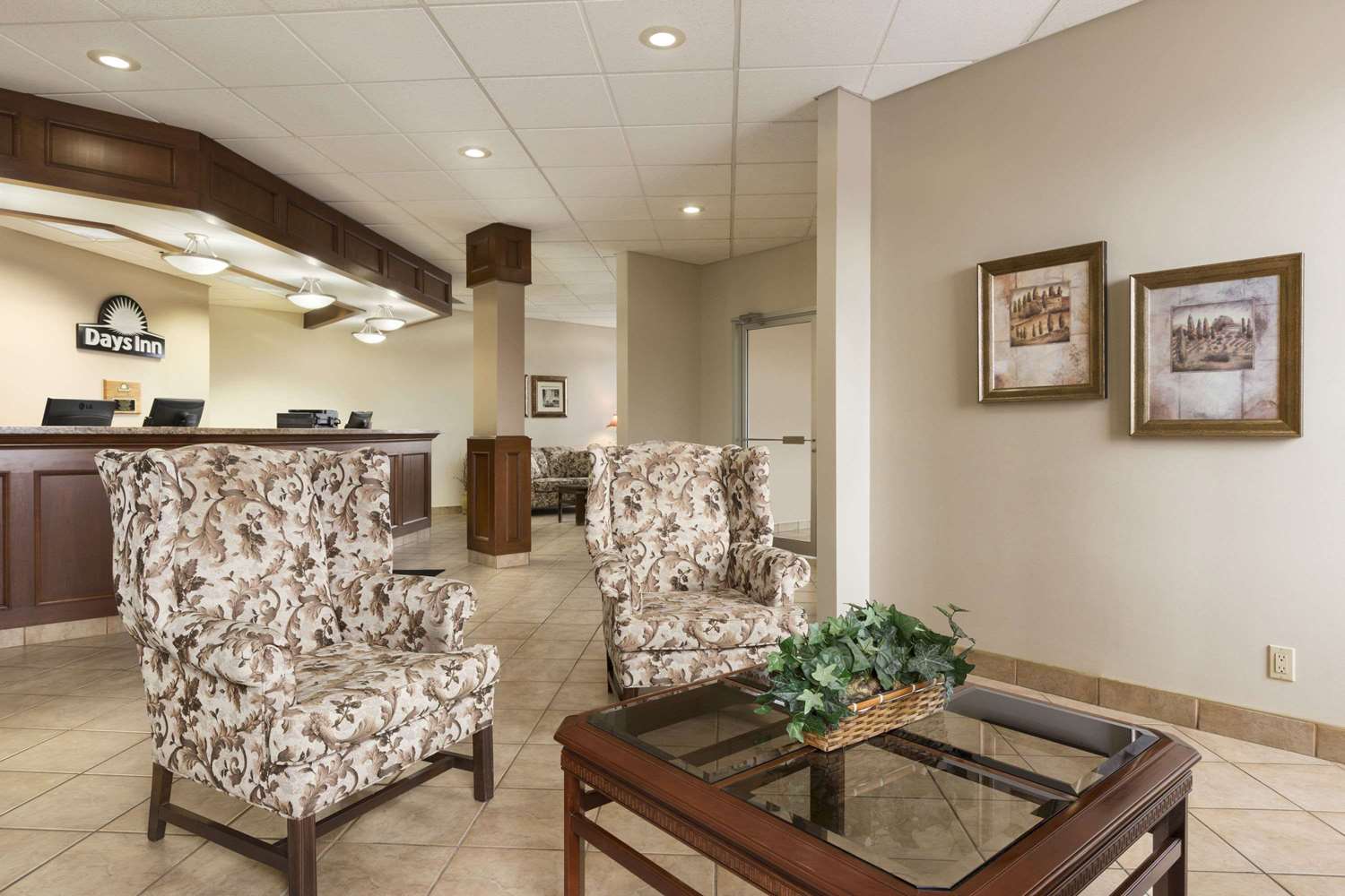 SureStay by Best Western Brockville 4/18
