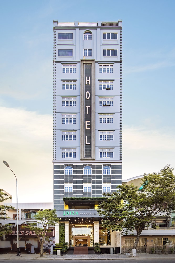 Ibiza Riverfront Hotel Da Nang 3/74