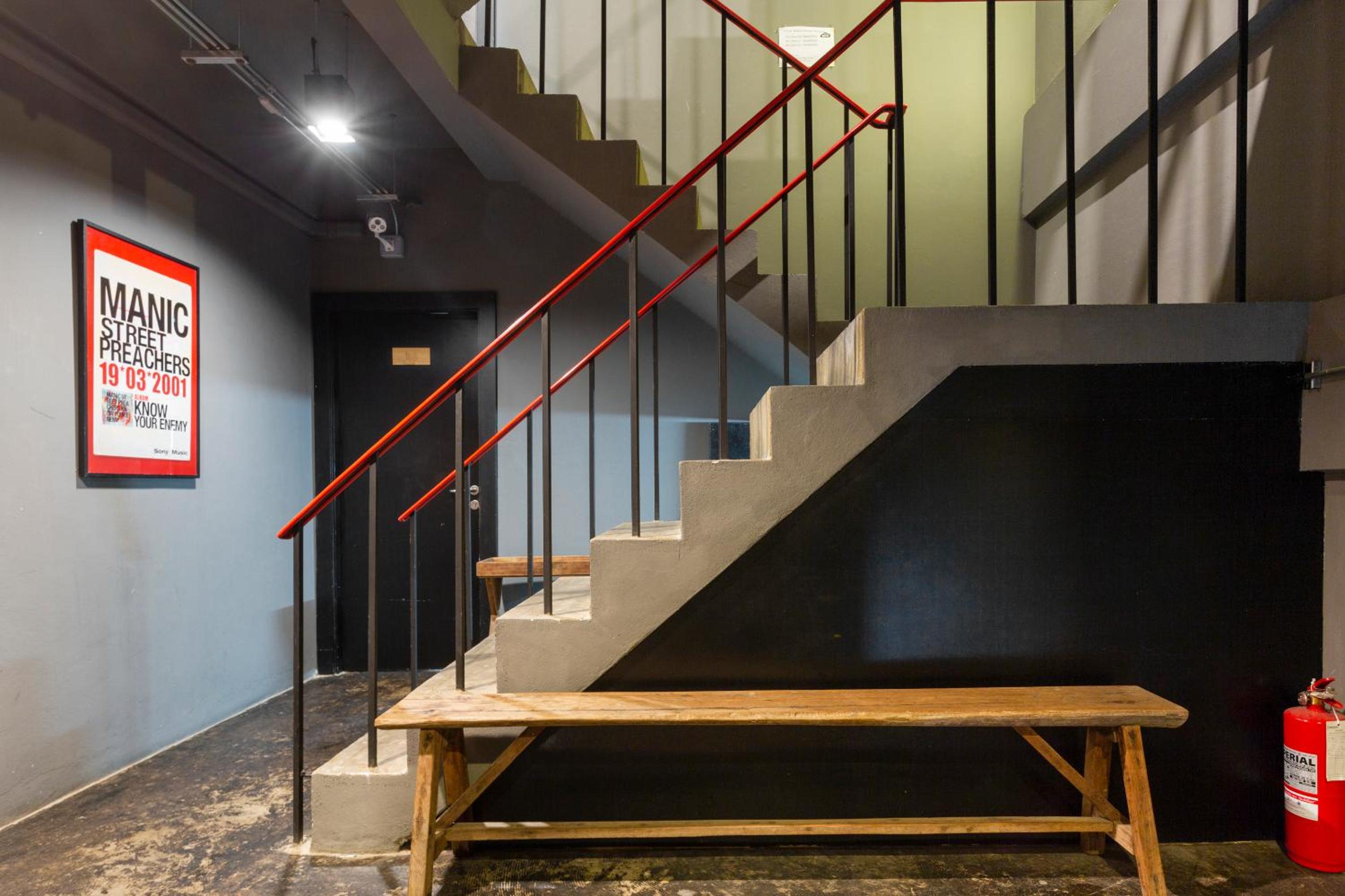 Box Hostel N Cafe Chiang Mai 6/68