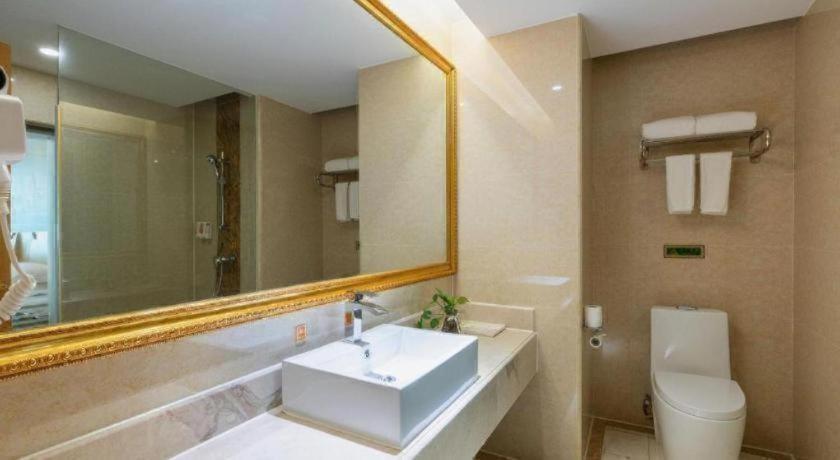 Vienna Hotel (Guangzhou Huadu Sunac Cultural Tourism City) 49/55