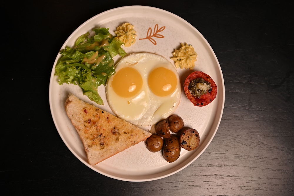 Alivaa Hotel Gurugram Sohna Road 37/60
