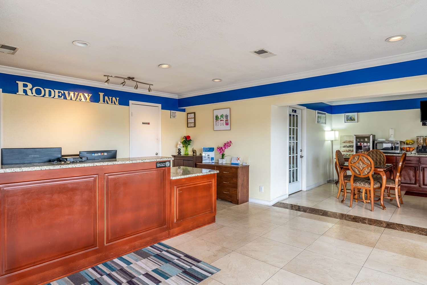 Lobby at Rodeway Inn Bushnell, BUSHNELL - FL