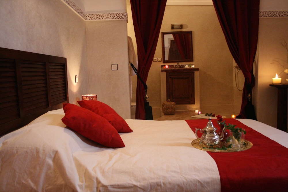 Riad Elias 19/72