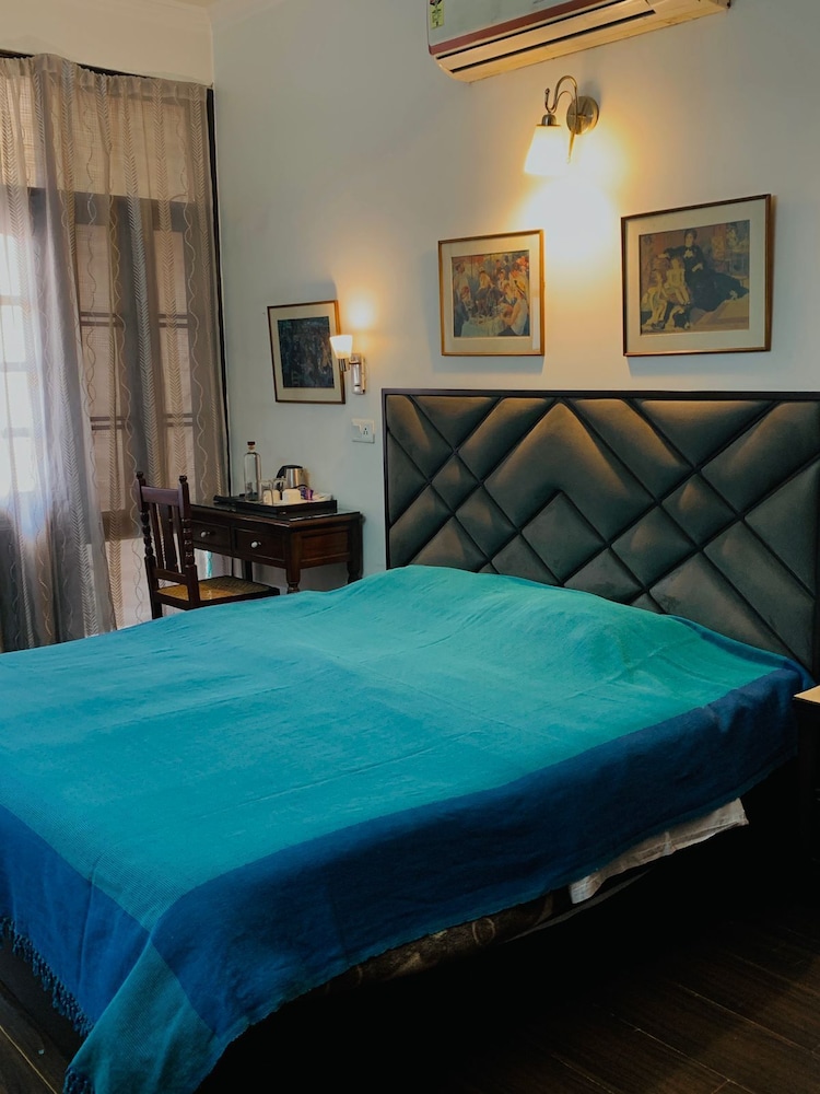 Hotel Vandana S Bed And Breakfast 18/50