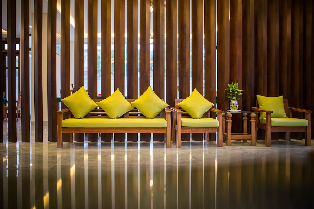 Green Apple Hotel 35/56