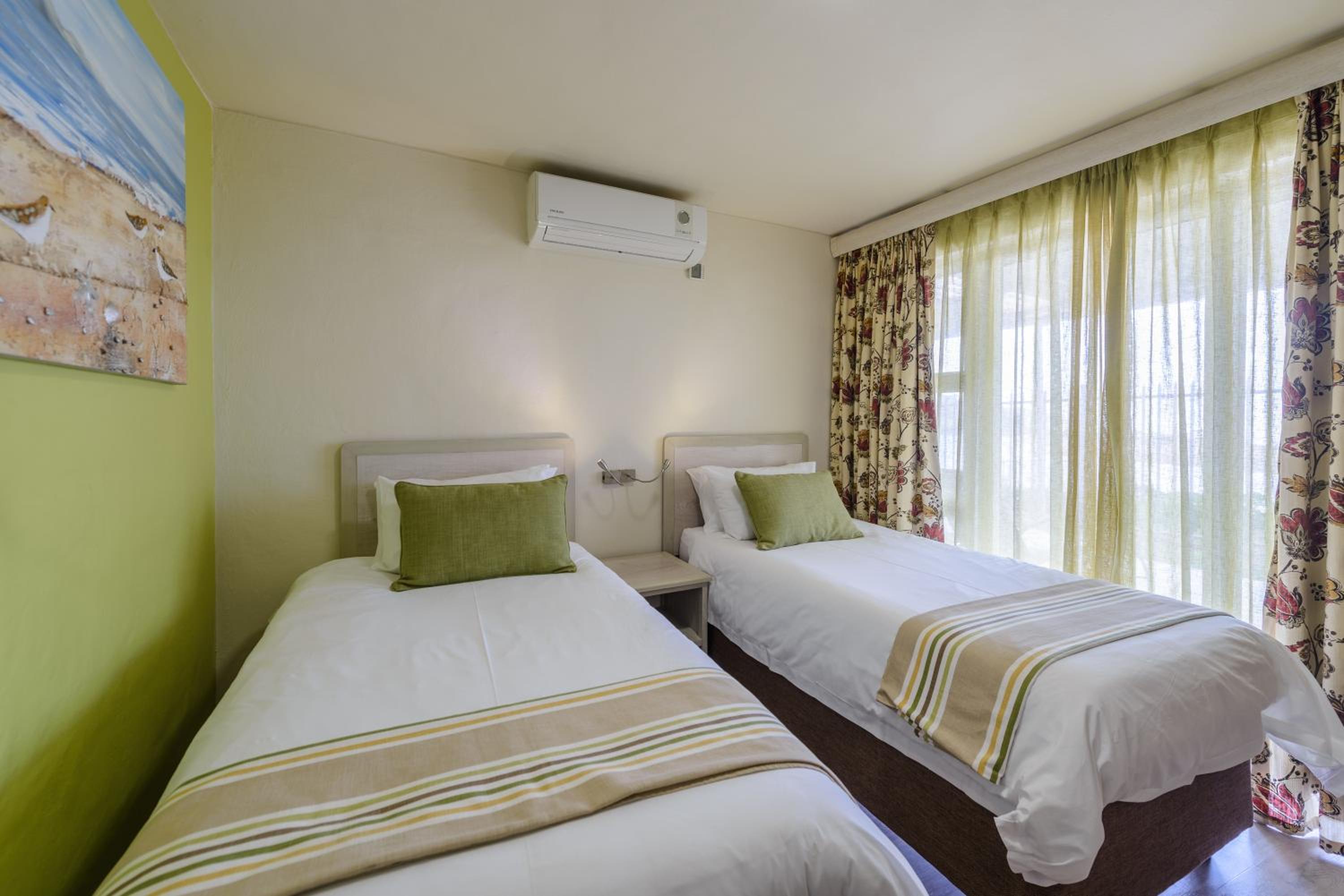 St Michaels Sands Hotel and Timeshare Resort 8/31
