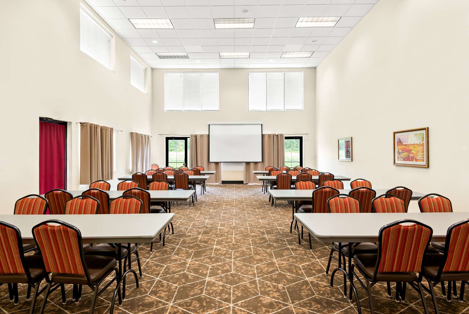Best Western Palmyra Inn & Suites 28/30