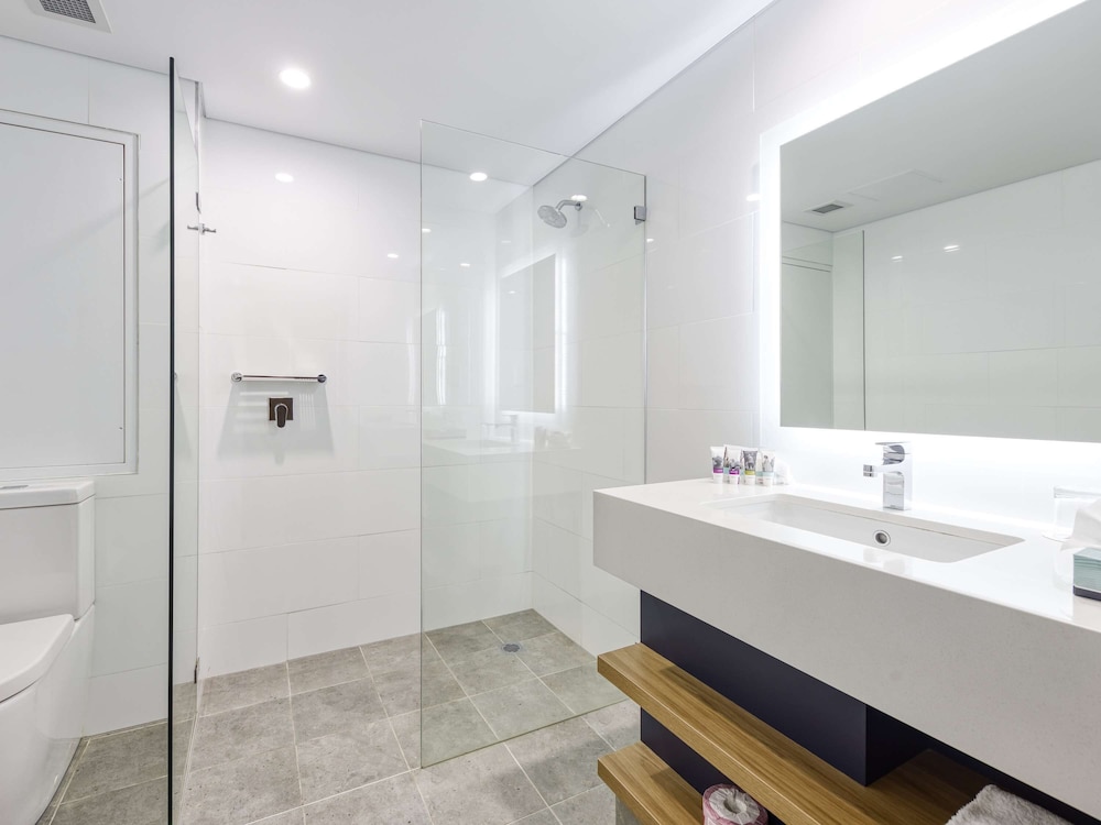 Mercure Penrith 13/69