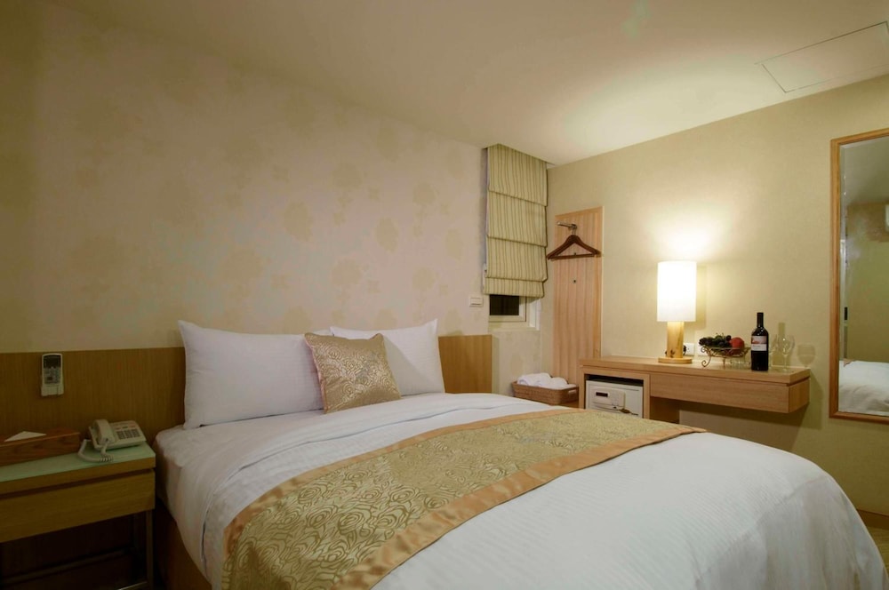 Hotel Color 24/62