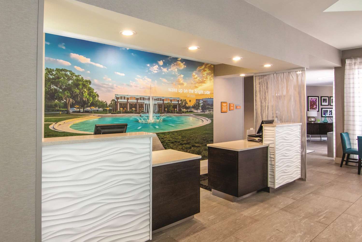 La Quinta Inn Suites By Wyndham Orlando Ucf 31/45