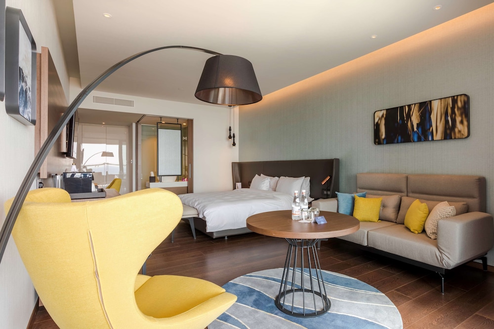 Radisson Blu Hotel Larnaca 46/74