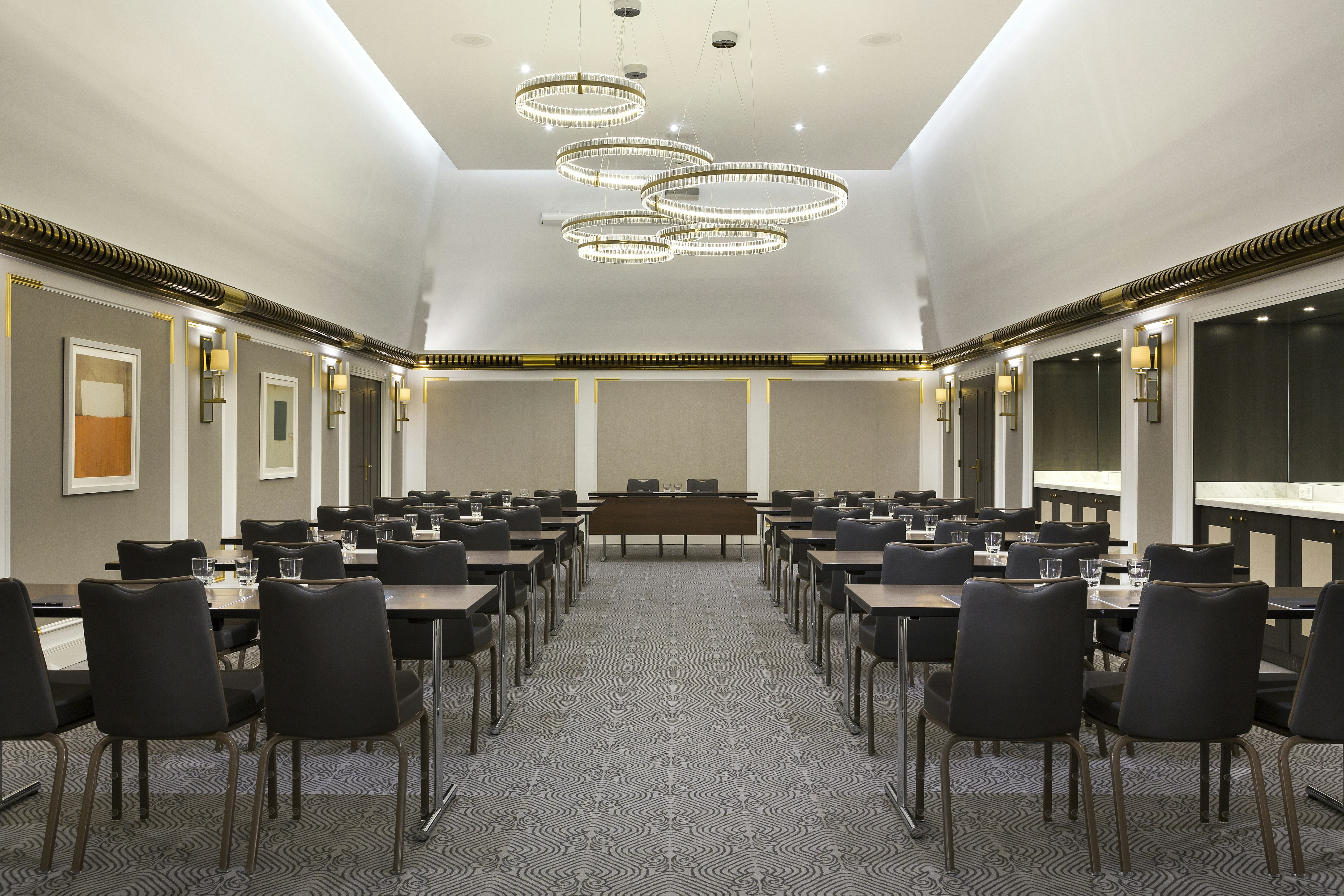Hilton Paris Opera 71/81
