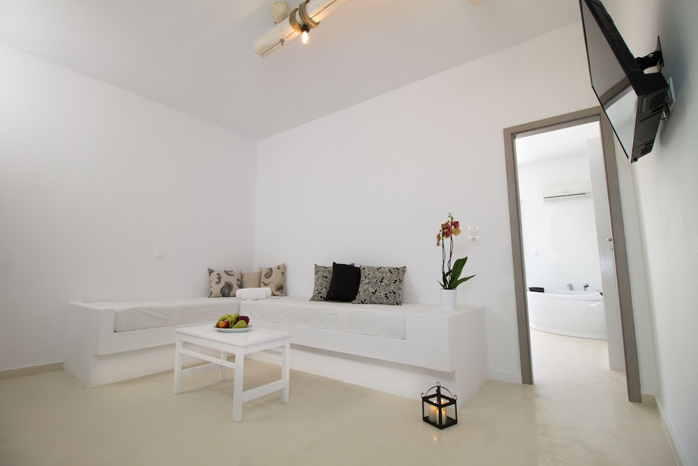 Colosseo Studios & Apartments 40/41