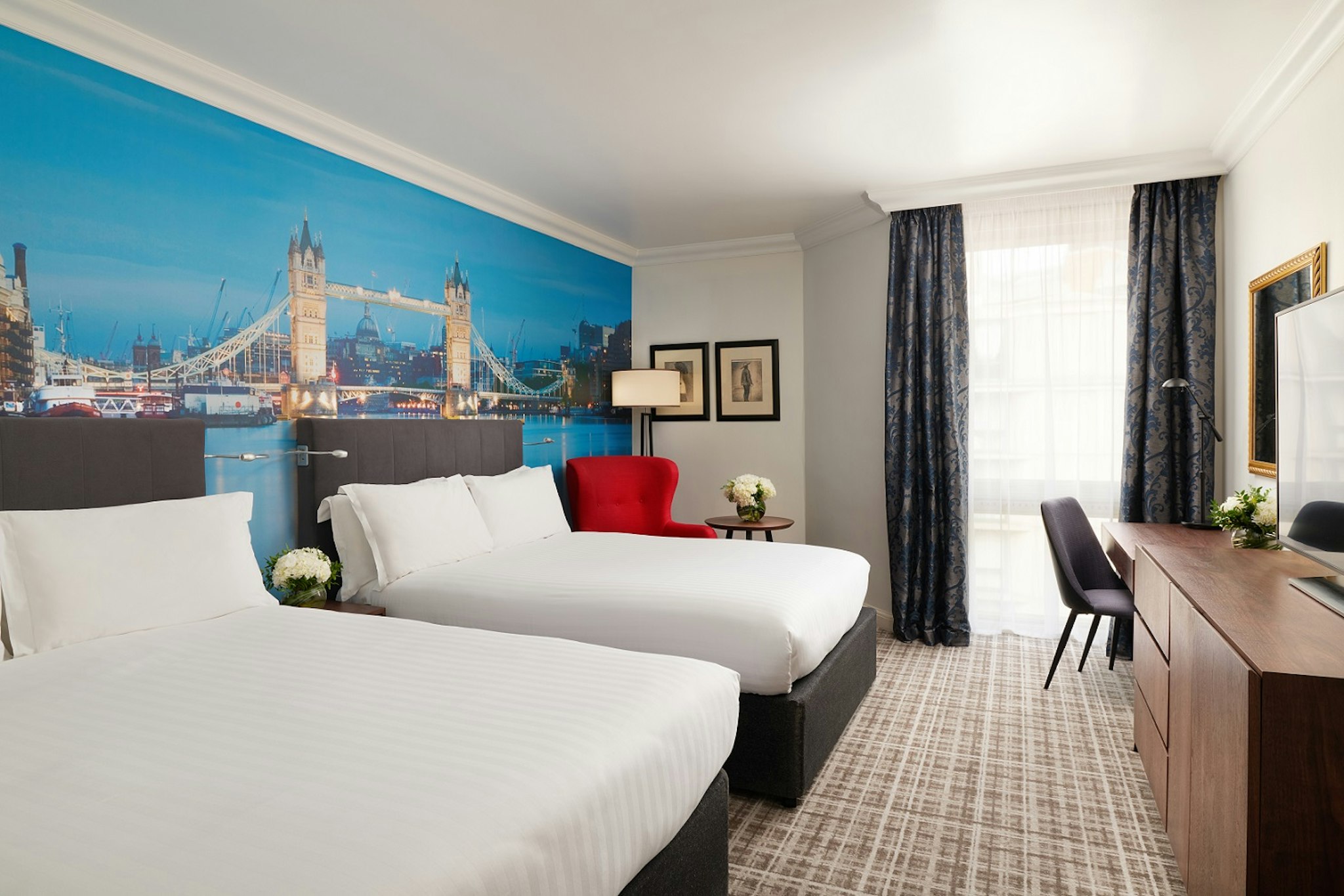 Millennium Hotel and Conference Centre Gloucester London 19/65
