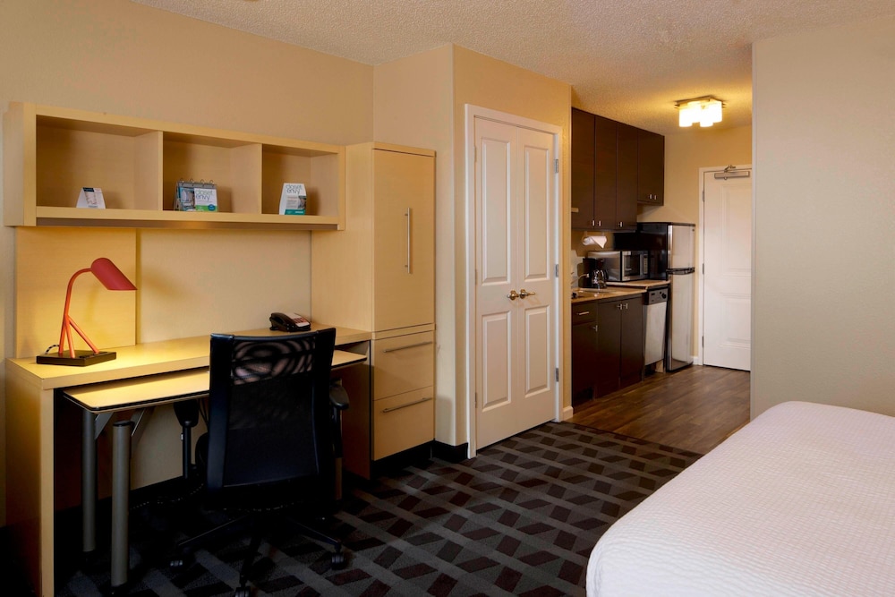 Towneplace Suites By Marriott Jacksonville 10/28