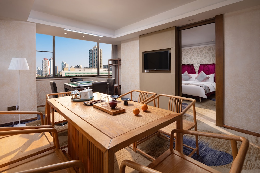 Kaiserdom Hotel Huayue 44/50