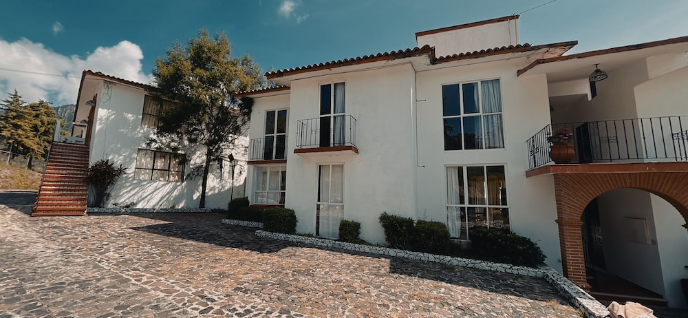 Villas de la Montaña 57/63
