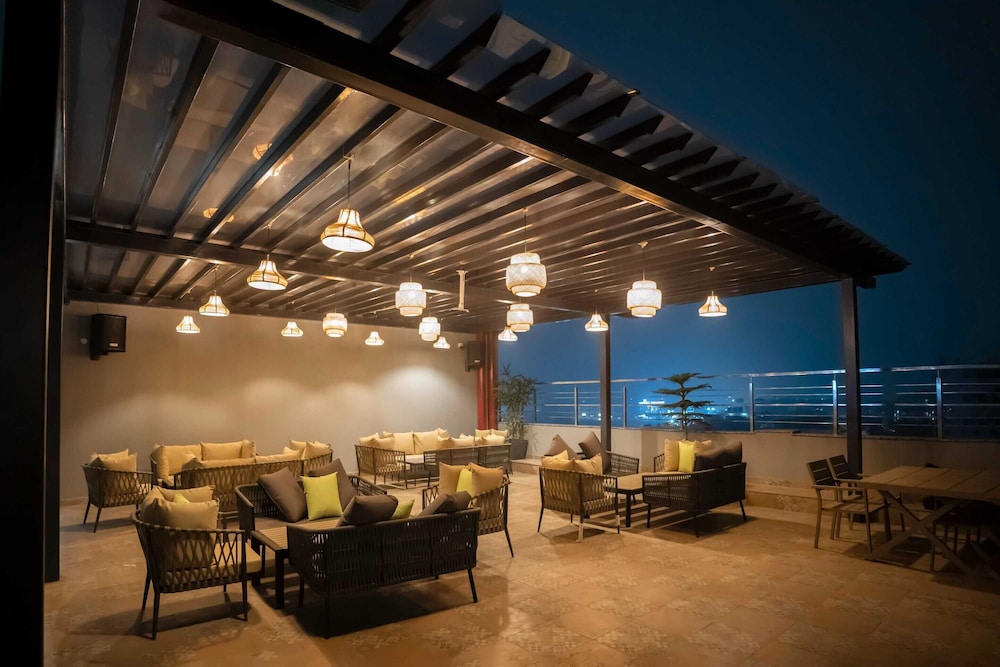 Clubhouse Hotel Chandigarh Mohali 43/47
