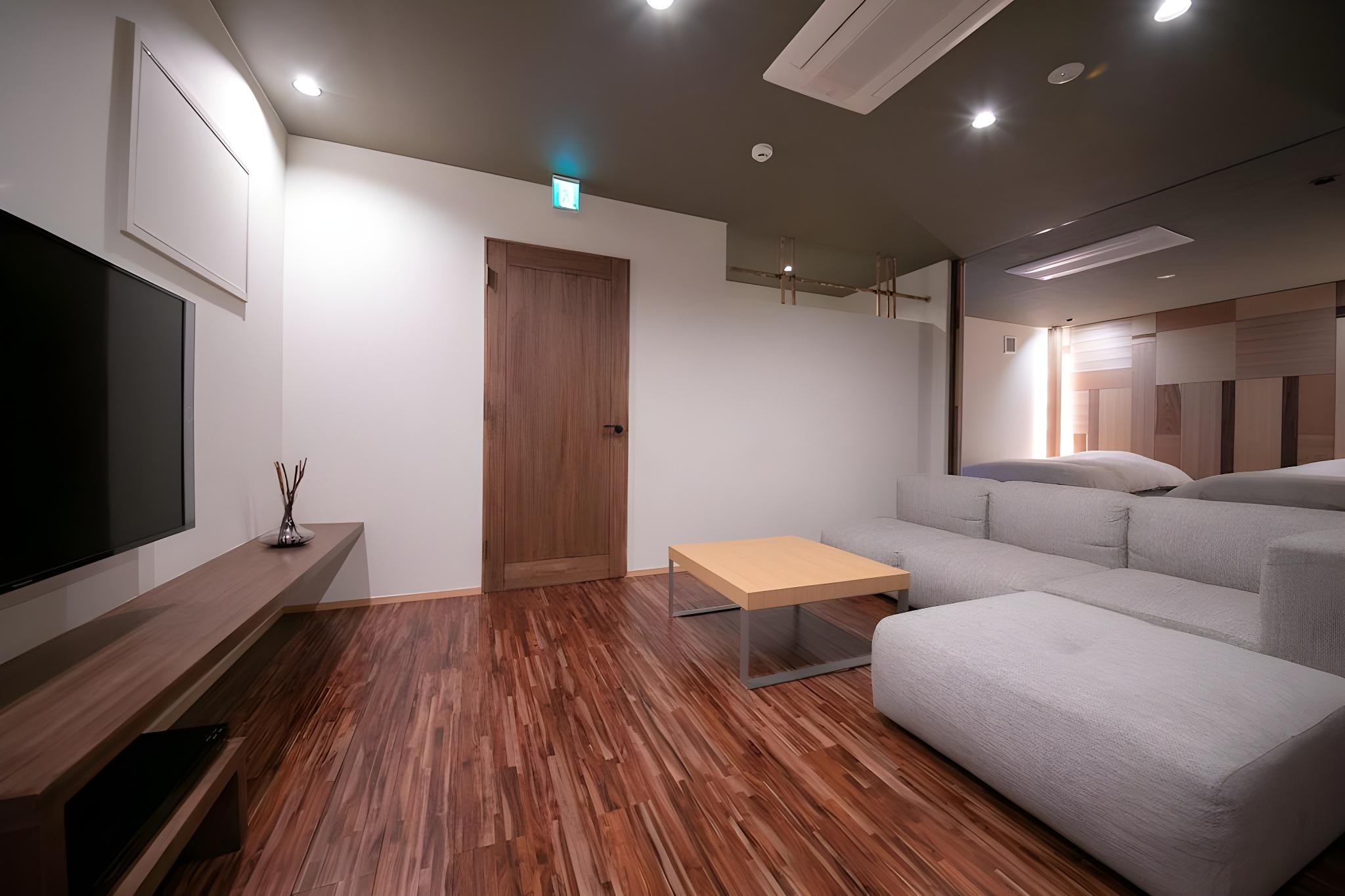 Japanese Western, Exclusive, 4 Futon Beds, Hot Spring Bath