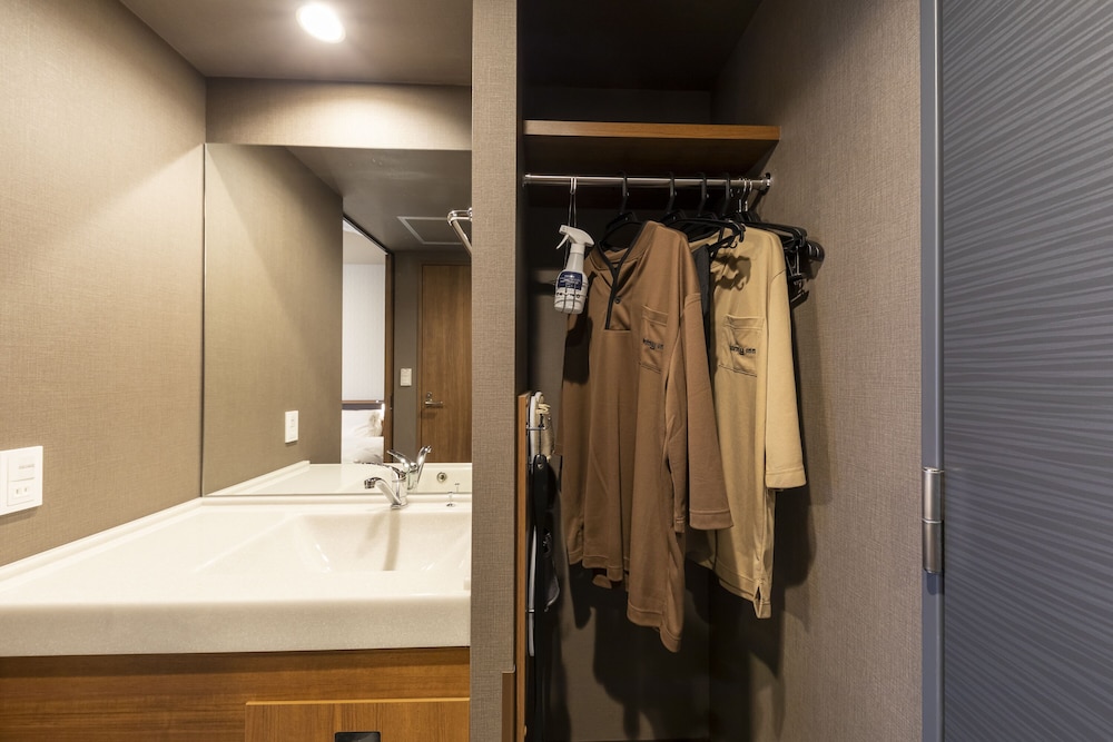 Hollywood, Twin Beds، Dormy Inn Kawasaki Natural Hot Spring 4/4