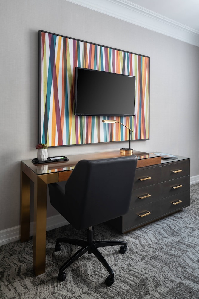 Courtyard by Marriott San Francisco Downtown/Van Ness Ave 42/43