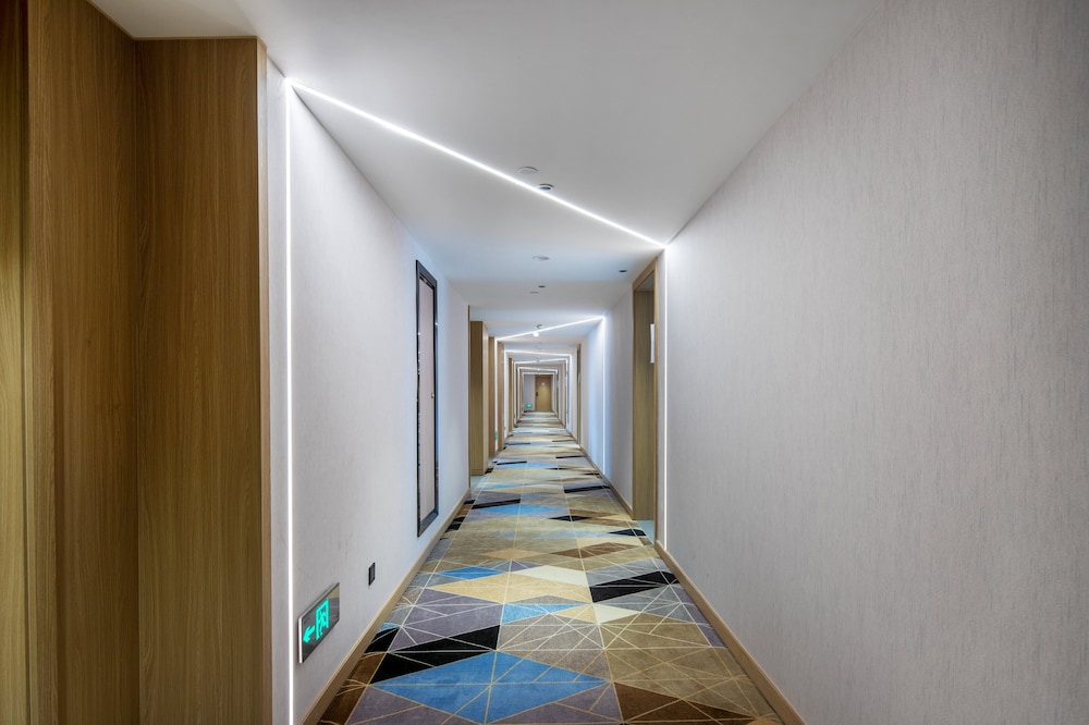Holiday Inn Express Changsha Shengfu 23/47