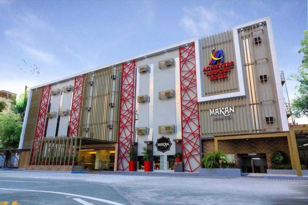 Achievers Airport Hotel 43/46