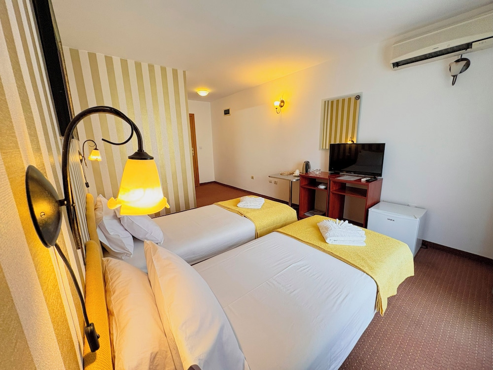 Villa Tropico 24/50