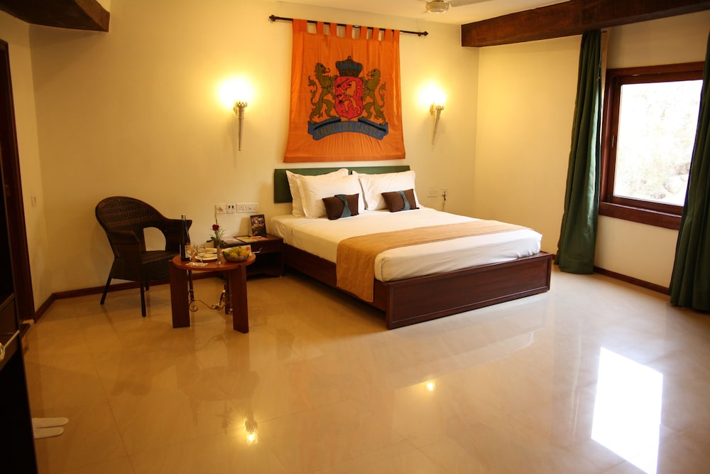 Amrutha Castle Hotel 8/21