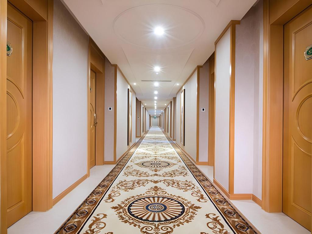 Vienna Hotel Tianbao Road photo3