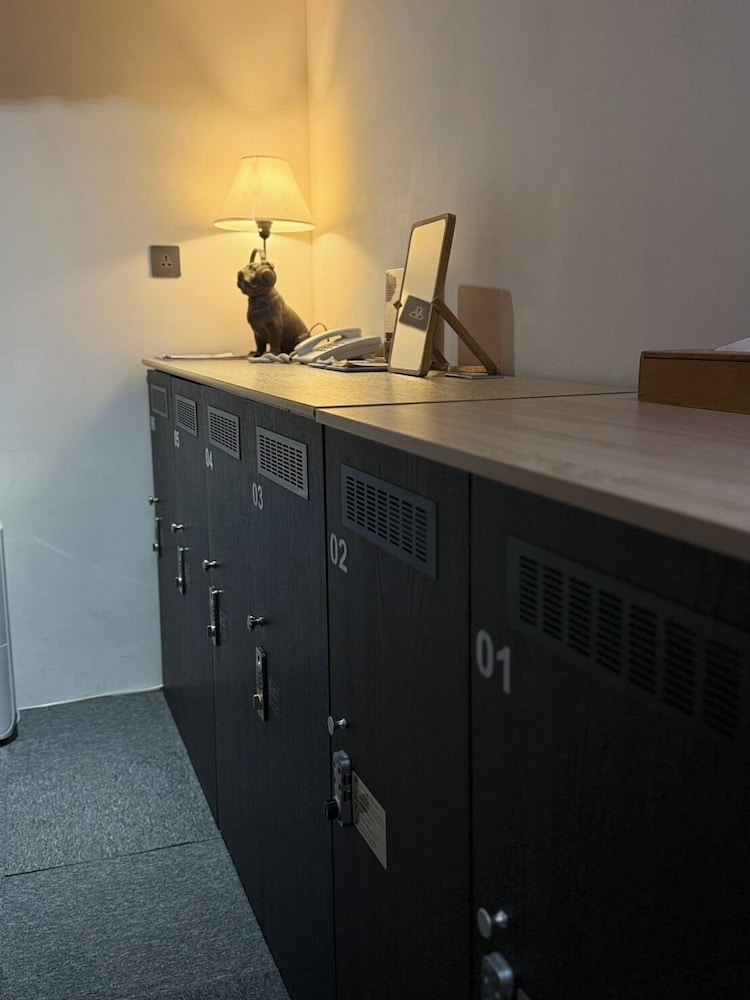 Nk Hostel 3/49